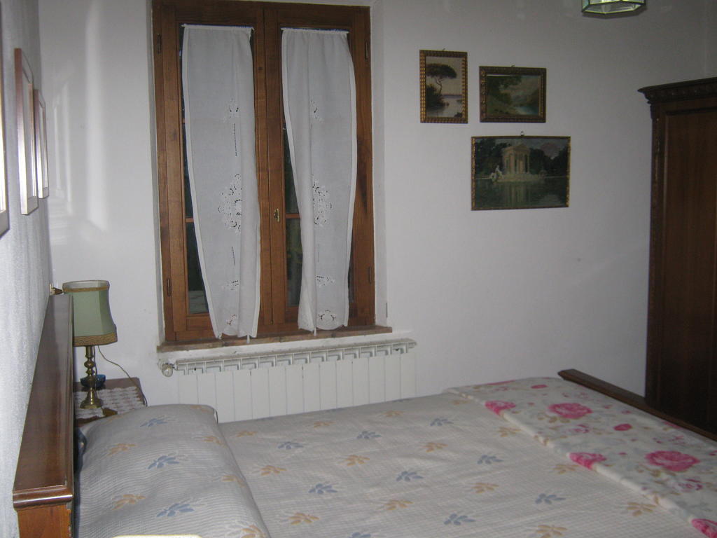 Agriturismo Santa Maria Торріта-ді-Сьєна Номер фото