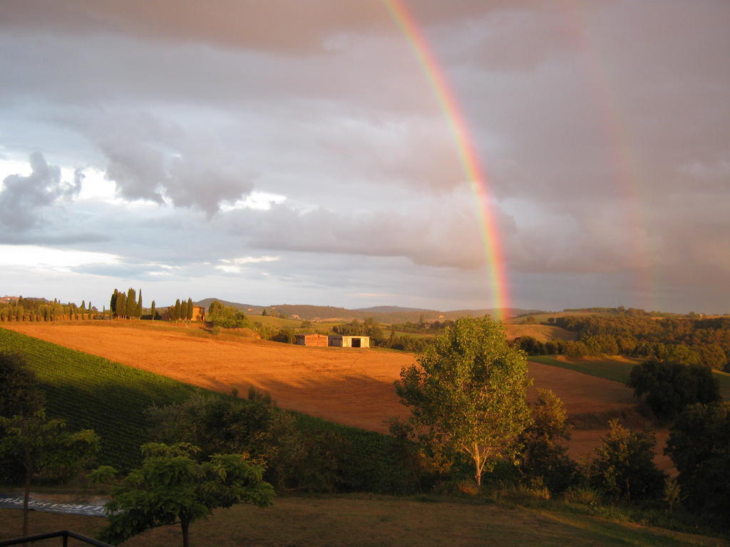 Agriturismo Santa Maria Торріта-ді-Сьєна Екстер'єр фото