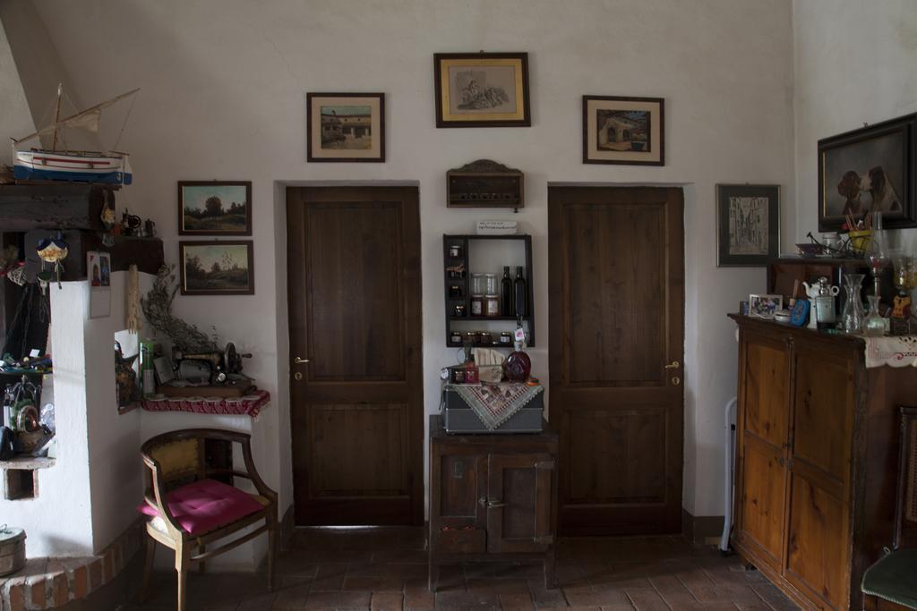 Agriturismo Santa Maria Торріта-ді-Сьєна Екстер'єр фото